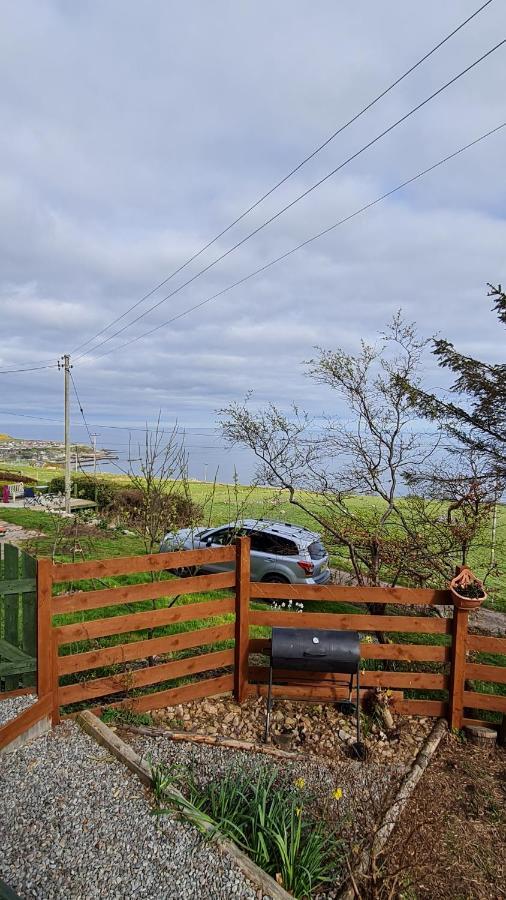 The Tall Pines Yurt Helmsdale Exteriör bild